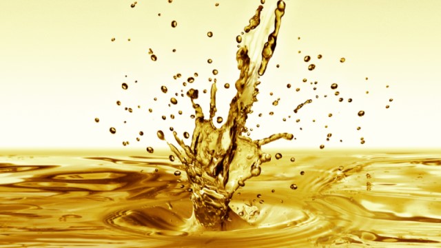 lubeoilsplash_640x360.jpg